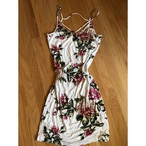 Floral bodycon dress 👗 🌺🌸